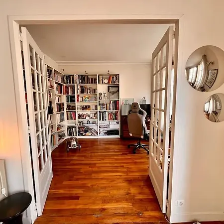 Eiffel District Charm, Cosy Apartment *